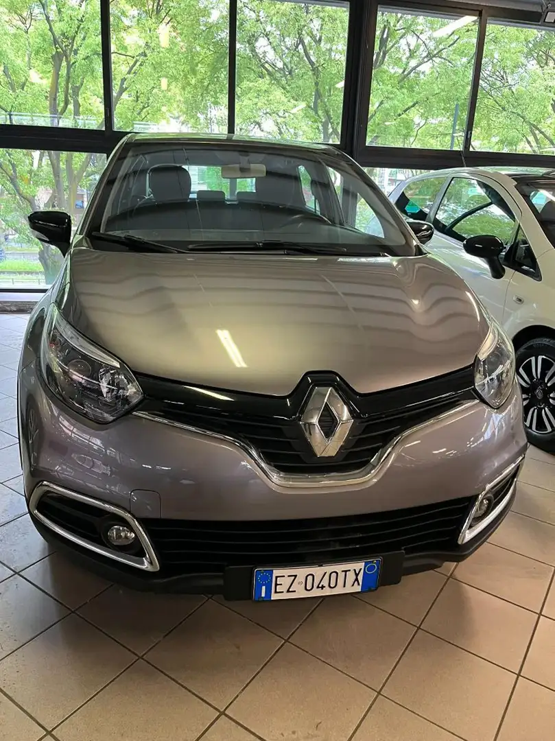 Renault Captur 0.9 TCe 90 CV prezzo vero in contanti Grigio - 2
