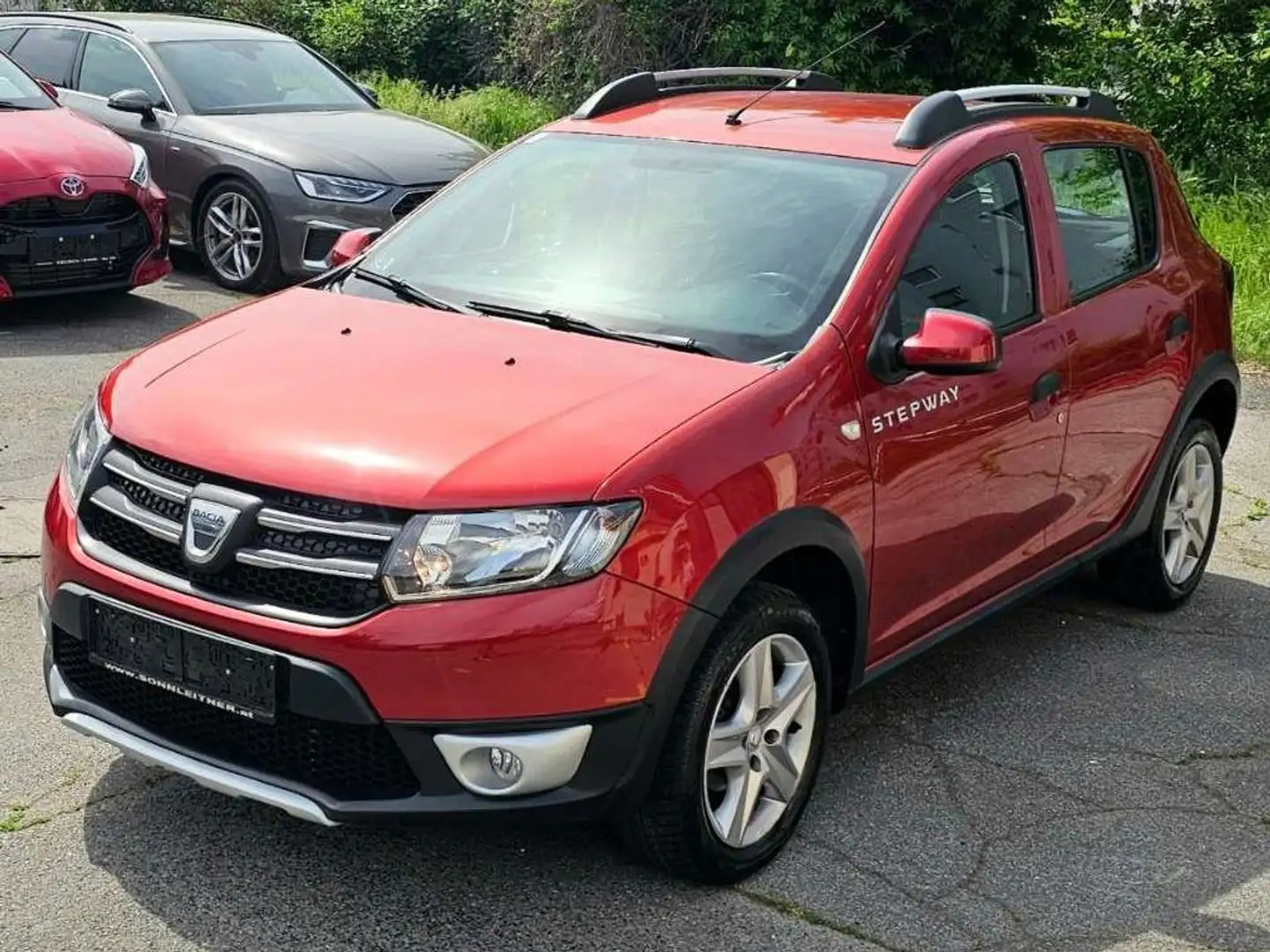 Dacia Sandero Sandero Stepway TCe 90 S Rot - 2