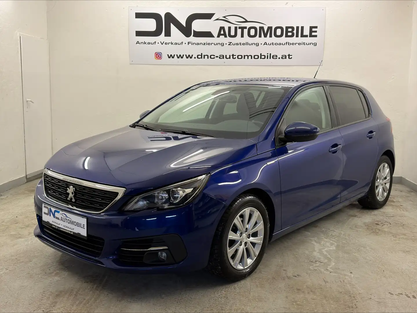 Peugeot 308 1,2 PureTech 110 Style S&S Blau - 1