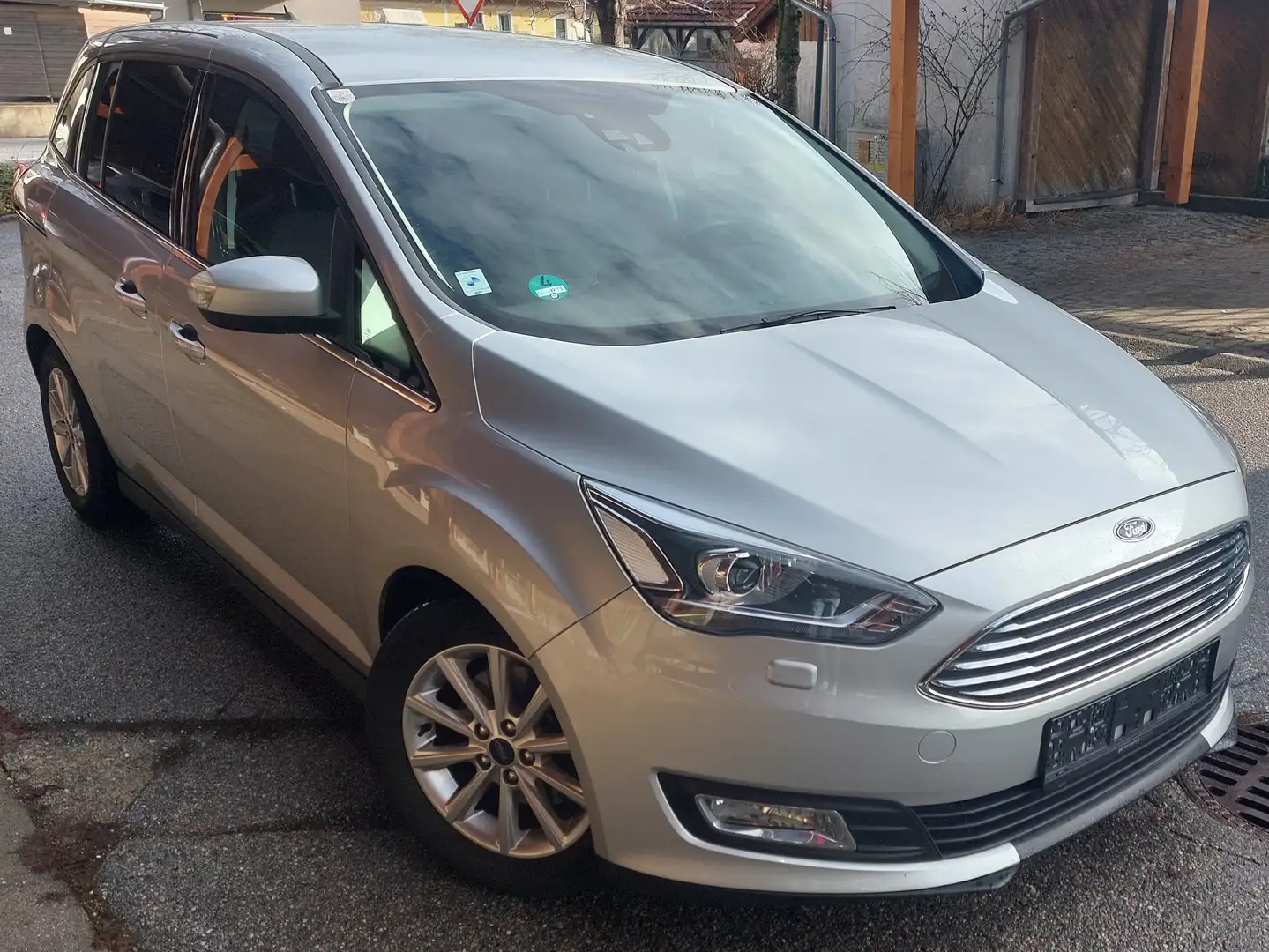Ford Grand C-Max Grand C-MAX Titanium 1,5 EcoBoost S/S Titanium Silber - 2
