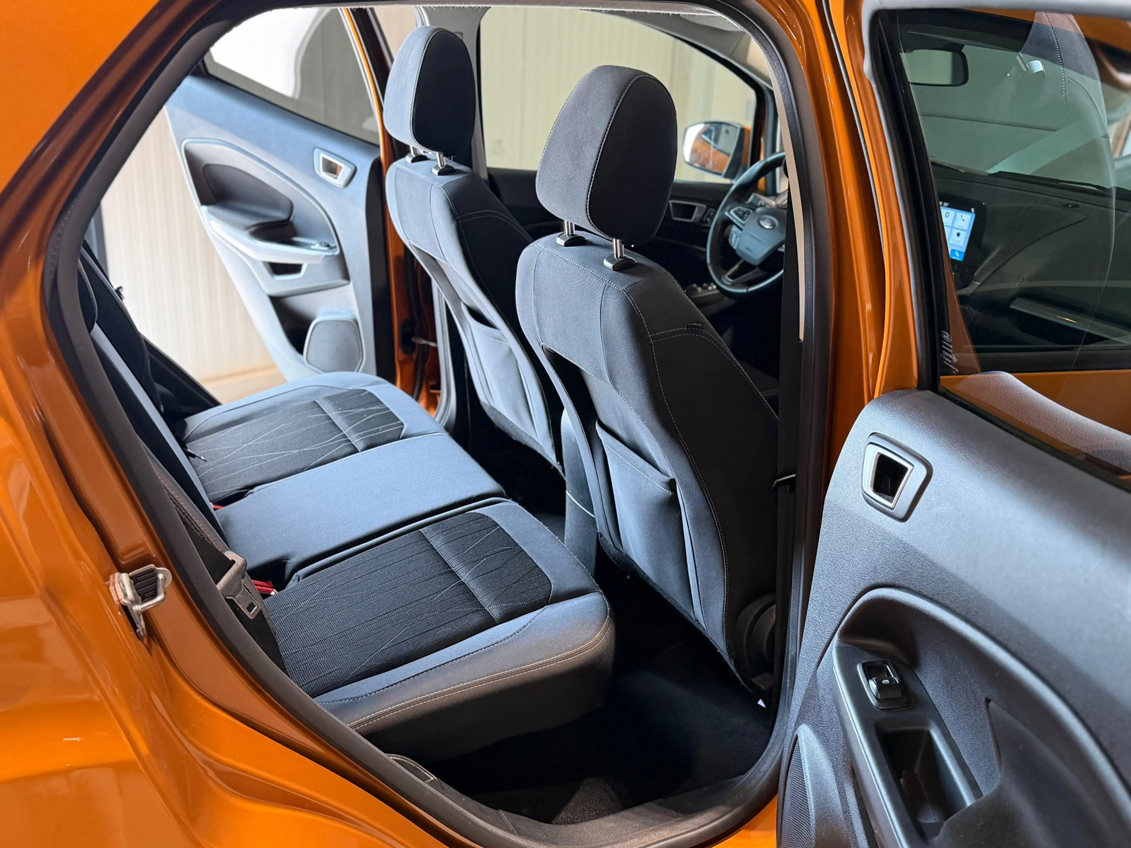 Ford EcoSport 1.0 EcoBoost Titanium Automaat |NAVI|PCD|LMV| — photo 5