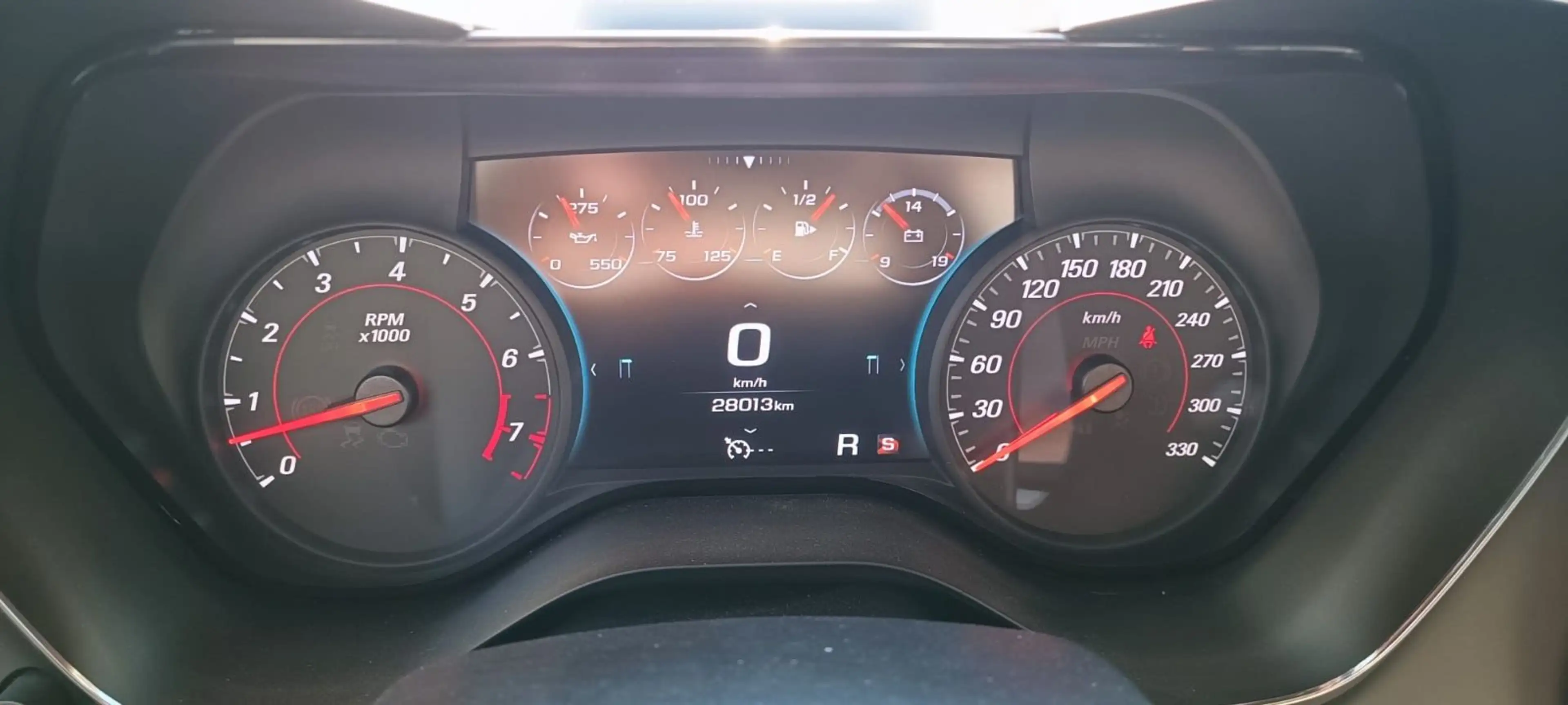 Chevrolet Camaro Coupé V8*6.2*SPORT*HUD*DAB*28000KM* — photo 15