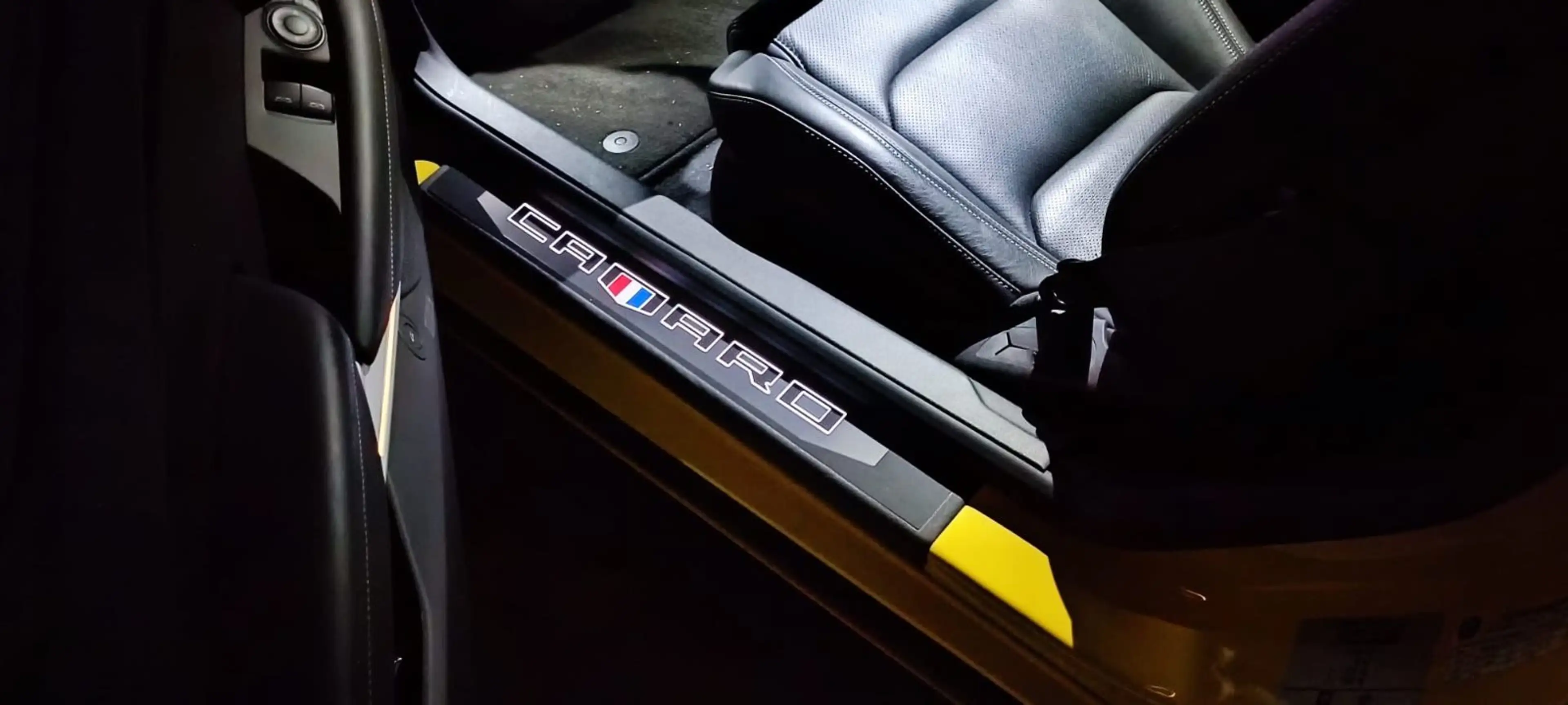 Chevrolet Camaro Coupé V8*6.2*SPORT*HUD*DAB*28000KM* — photo 9