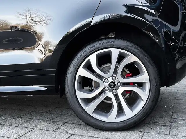 Land Rover Range Rover Evoque view 9