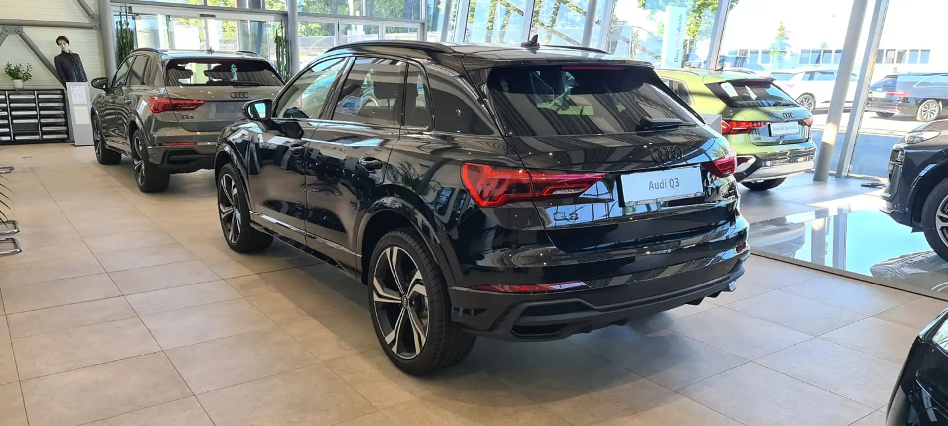 Audi Q3 35 TDI quattro S line exterieur Negro - 2
