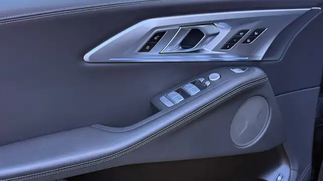 BMW XM Ansicht 12