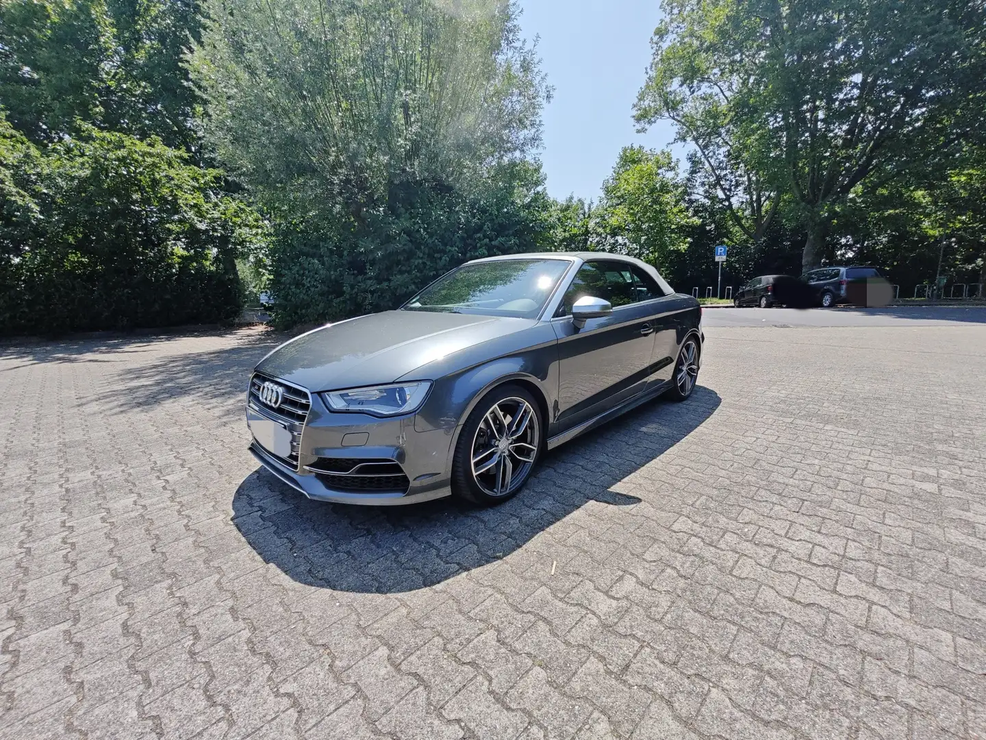 Audi S3 Cabrio S tronic Grau - 1