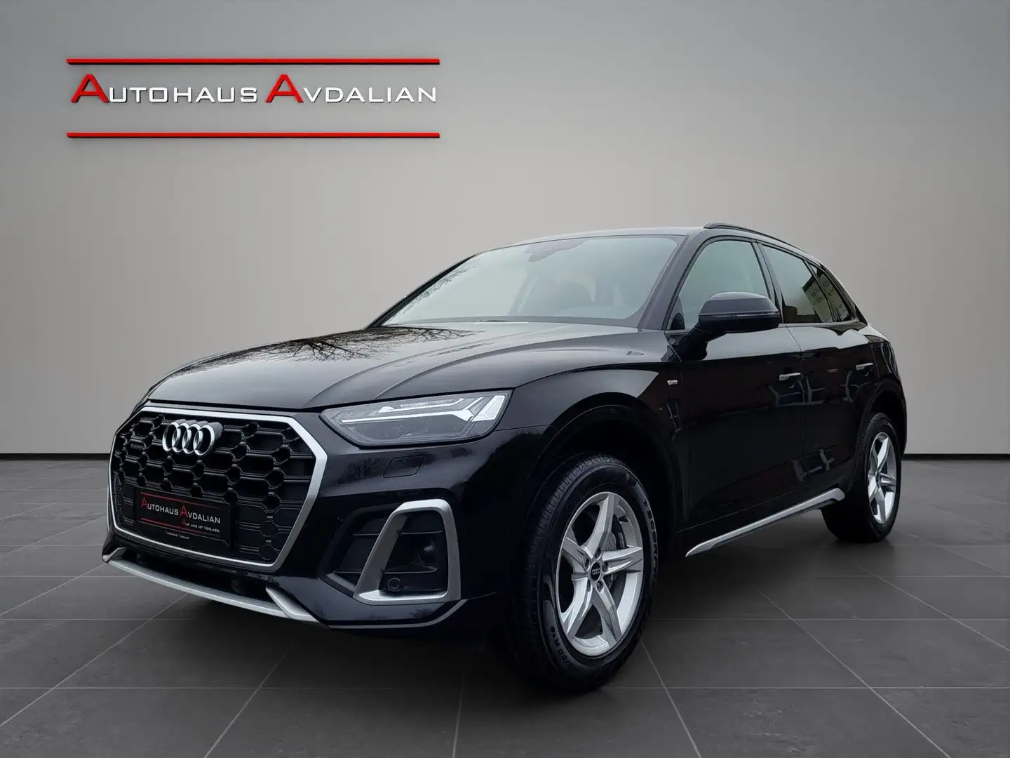 Audi Q5 40 TDI qu. S line MATRIX|STDHZ|B&O|R-KAM|AHK Schwarz - 1