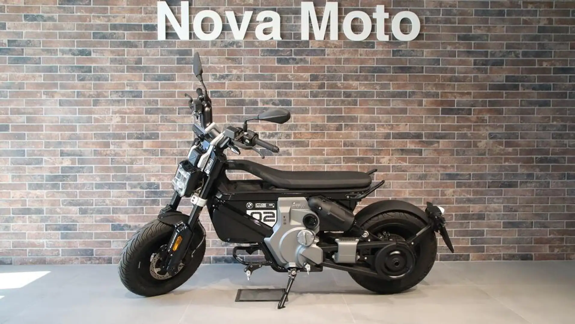 BMW CE 02 4kw Abs Negru - 1