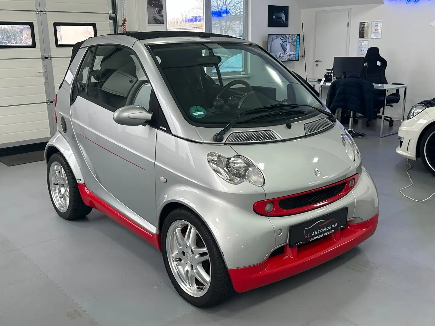 smart forTwo fortwo cabrio BRABUS Zilver - 2