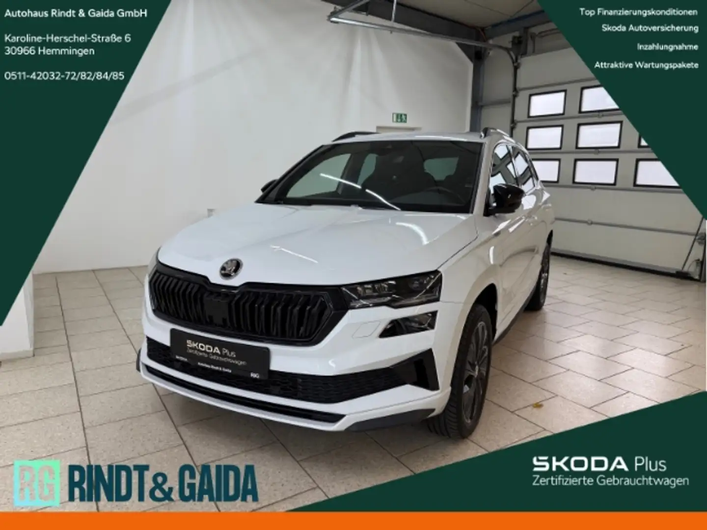 Skoda Karoq 1.5 TSI DSG Sportline ACC Matrix Navi Kamera Weiß - 1