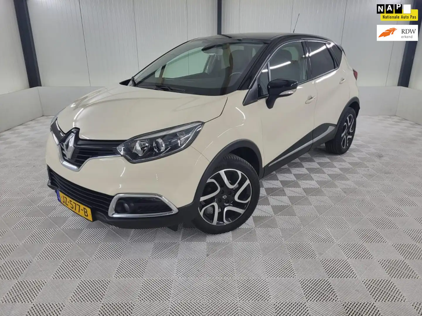 Renault Captur 0.9 TCe Dynamique, Navigatie, Camera, Pdc Blanco - 1