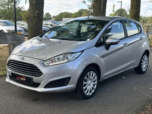 Ford Fiesta view 7