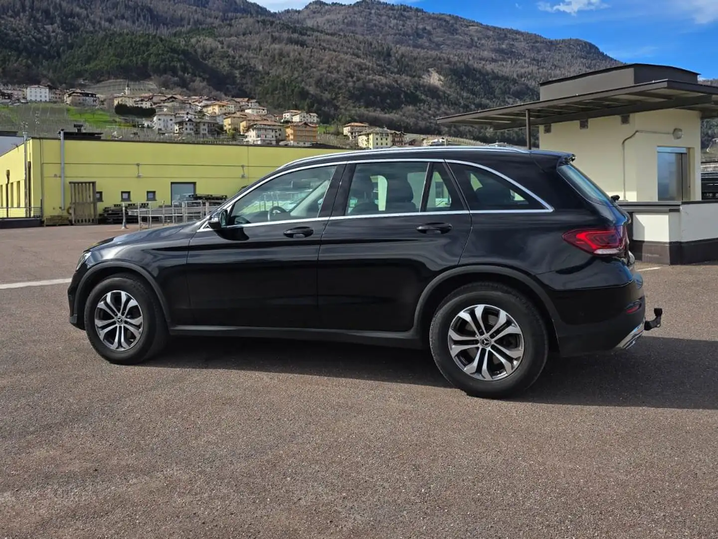 Mercedes-Benz GLC 220 d Sport 4matic auto Nero - 2
