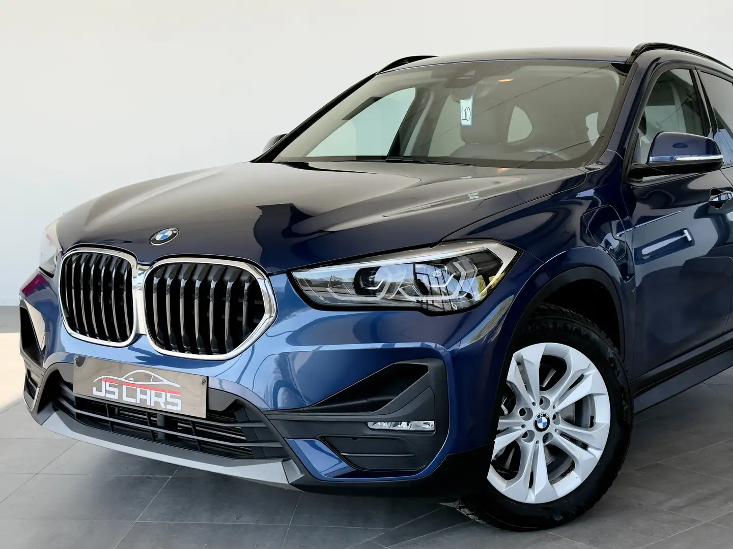 BMW X1 xDrive25e-FACELIFT-1ERPRO-JANTES17-CUIR-PDC-TVA Bleu - 2