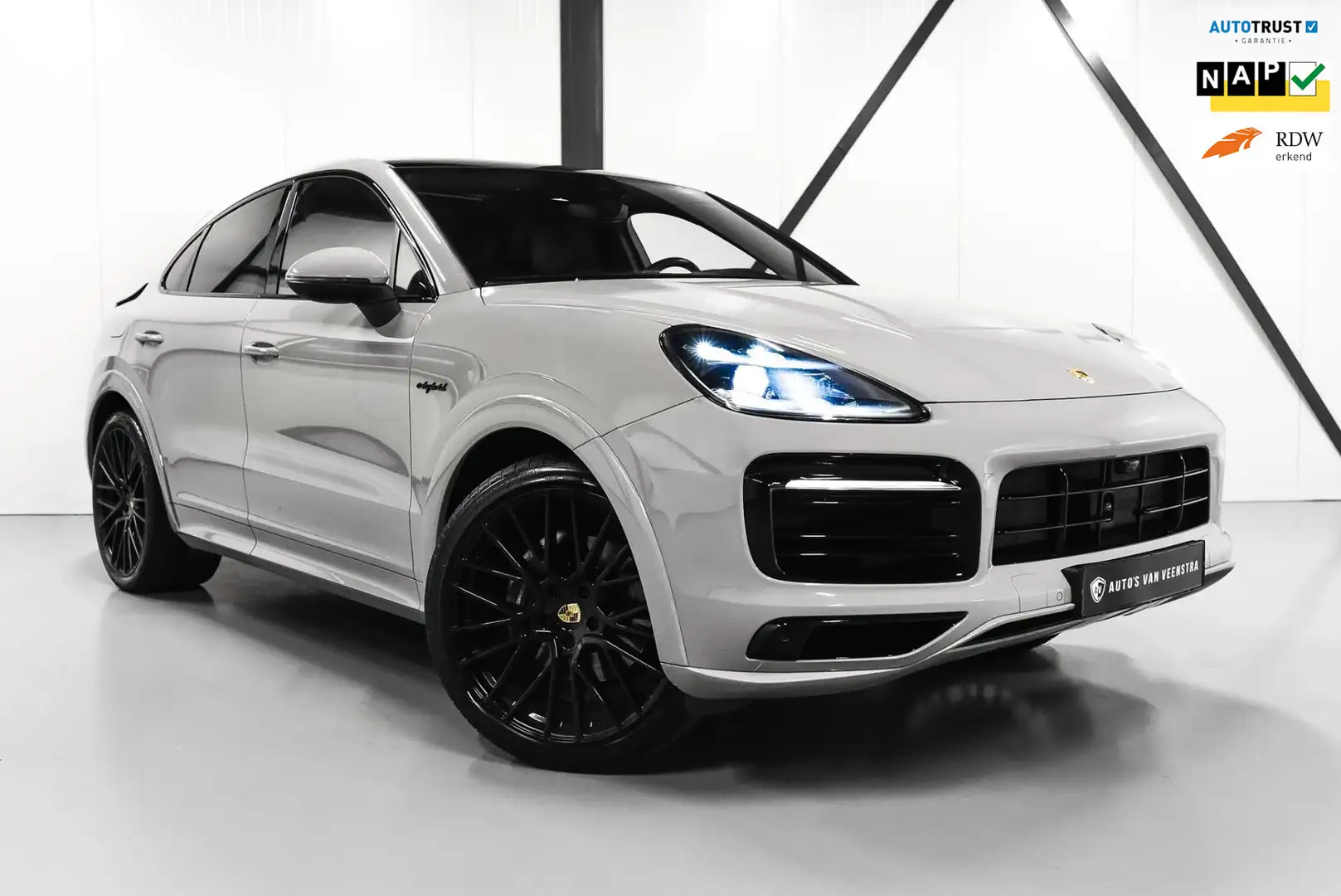 Porsche Cayenne Coupé 3.0 E-Hybrid | 22" | SoftClose | HUD | PANO Gris - 1