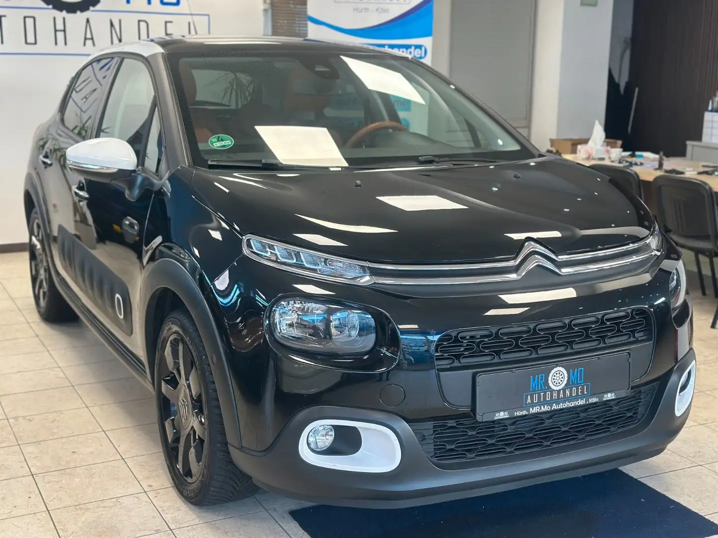Citroen C3 Shine°1.2°Klima°Pano°Allwetter°Navi°Kamera - 2