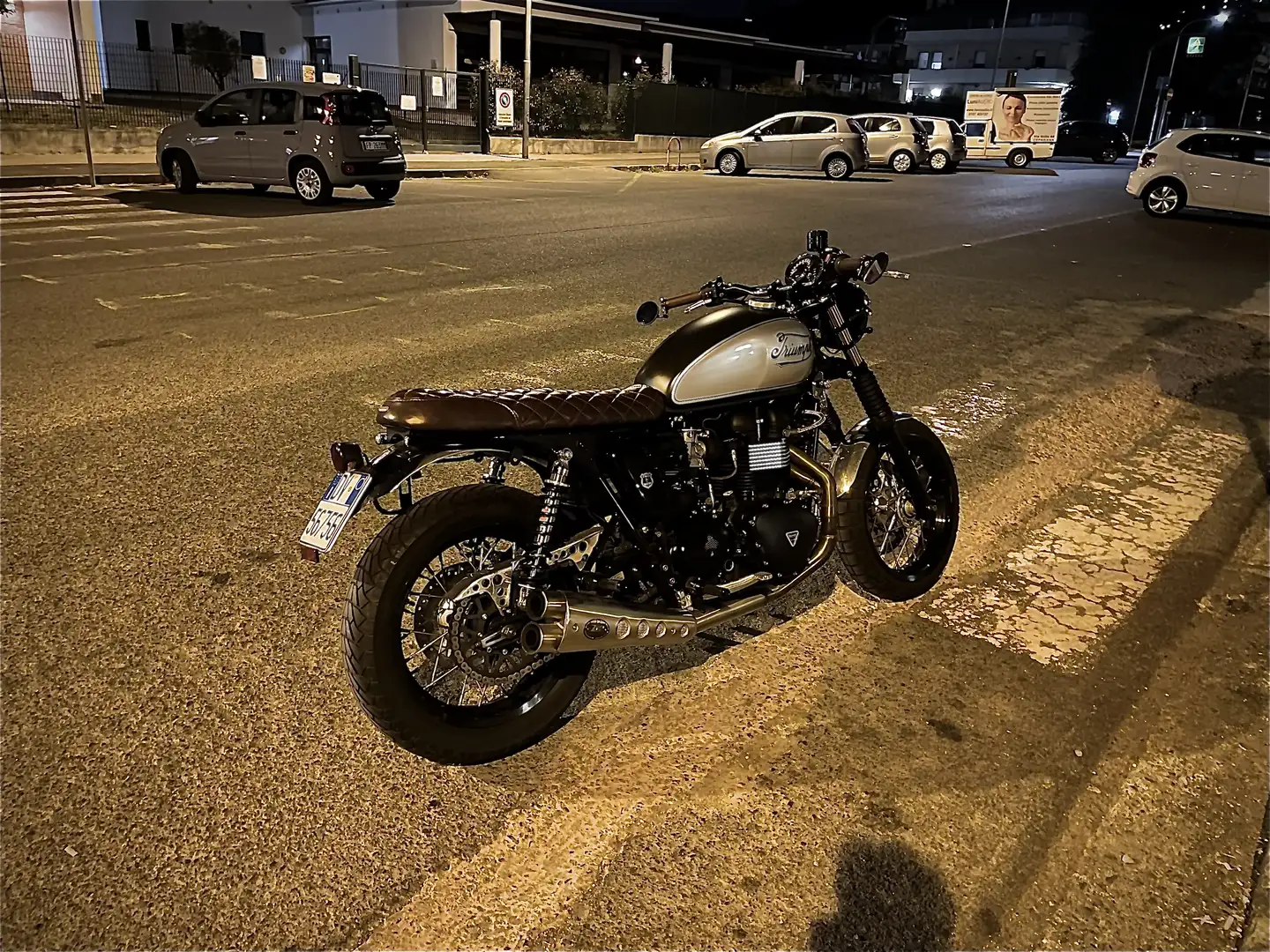 Triumph Bonneville SE - 2