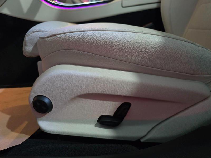 Mercedes-Benz E 220 d 4Matic All-Terrain 360° KEYLESS*1.HAND* — photo 11