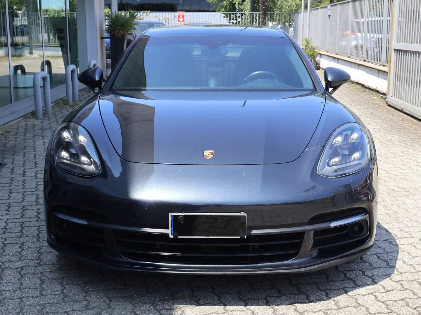 Porsche Panamera 4 E-Hybrid Sport Turismo Grigio - 2
