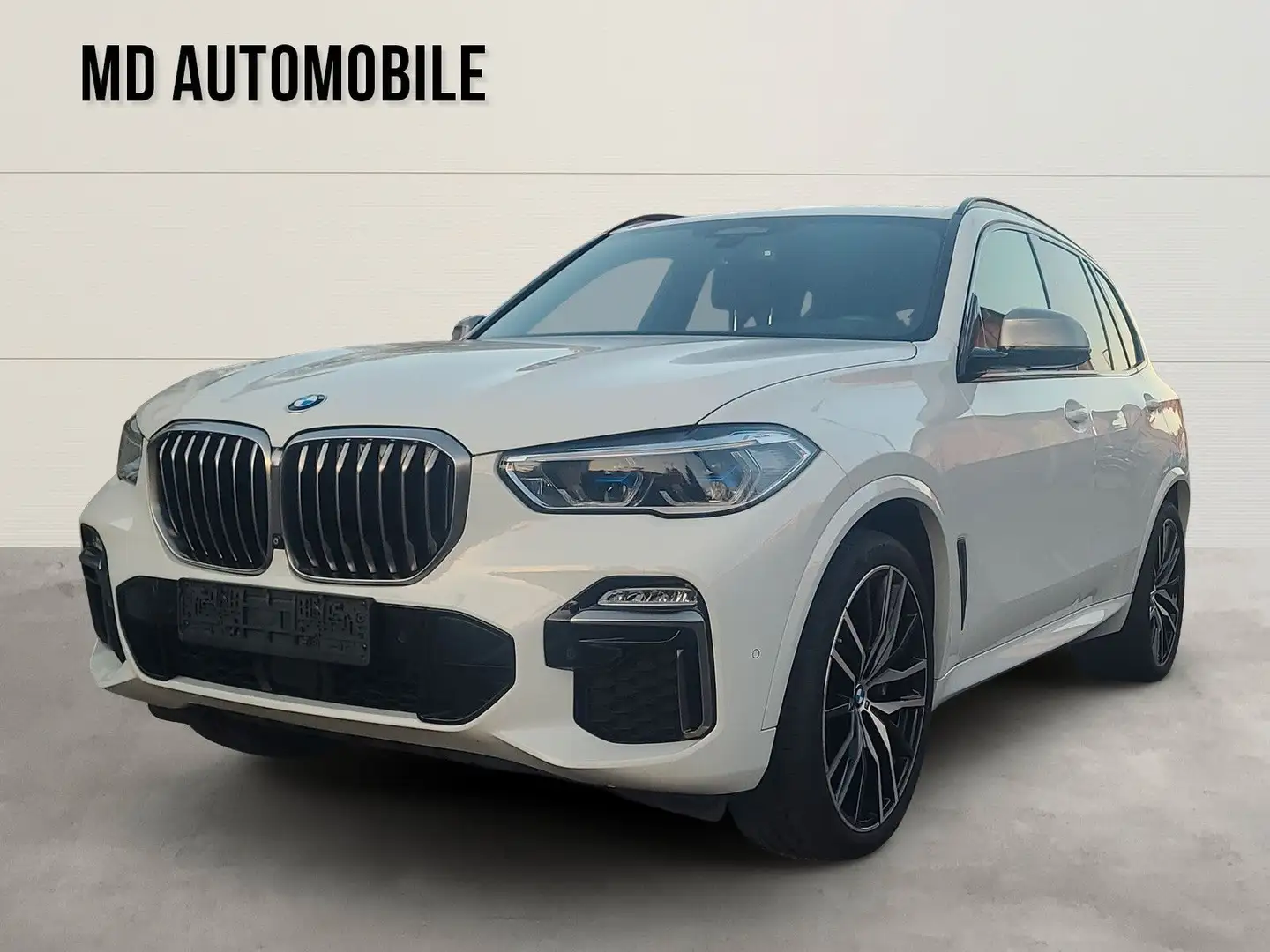 BMW X5 M M Sportpaket Pano Sky Head Up Soft close Wit - 1