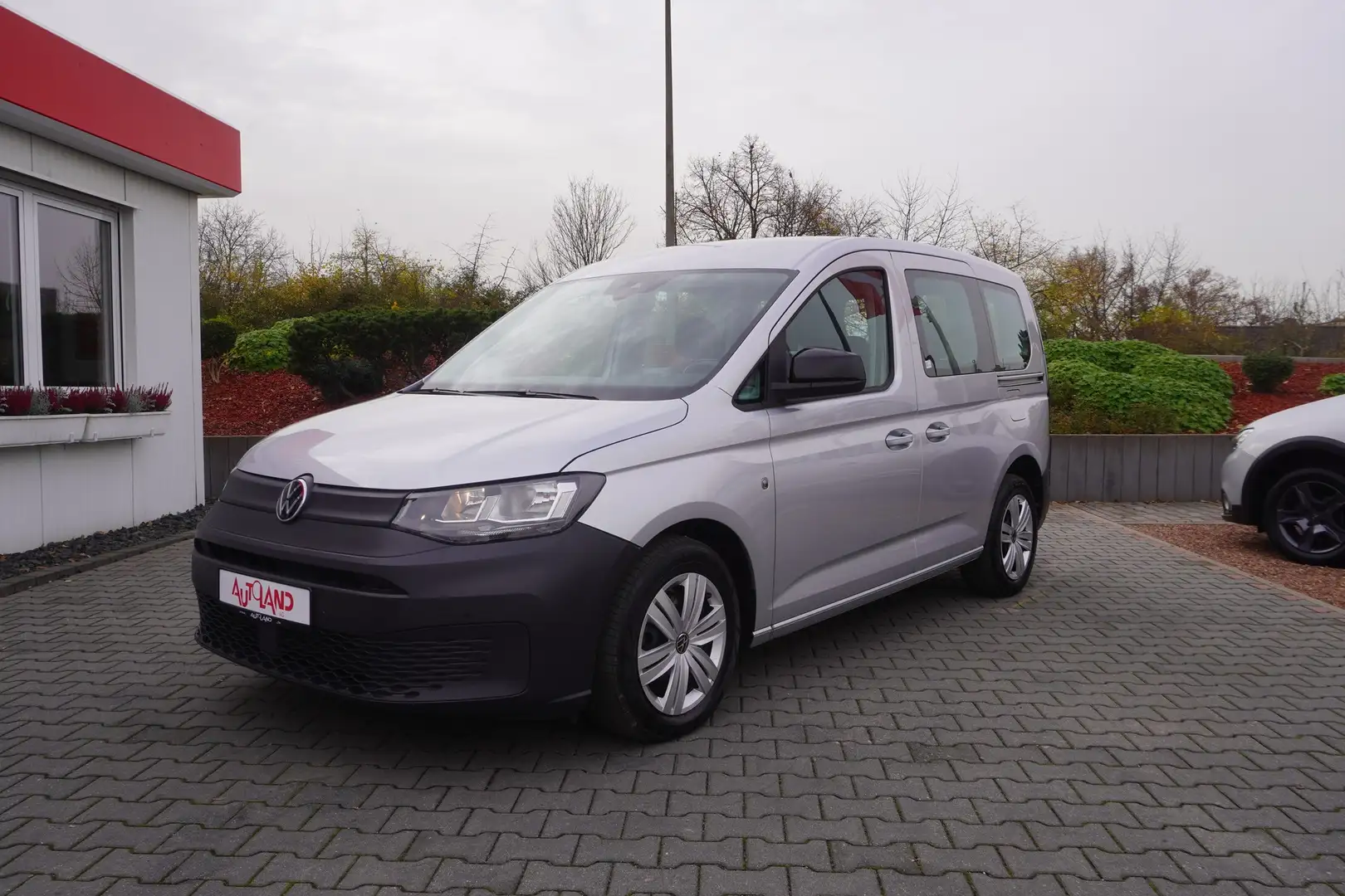 Volkswagen Caddy 2.0 TDI 4Motion Sitzheizung Navi ACC AHK Argent - 1