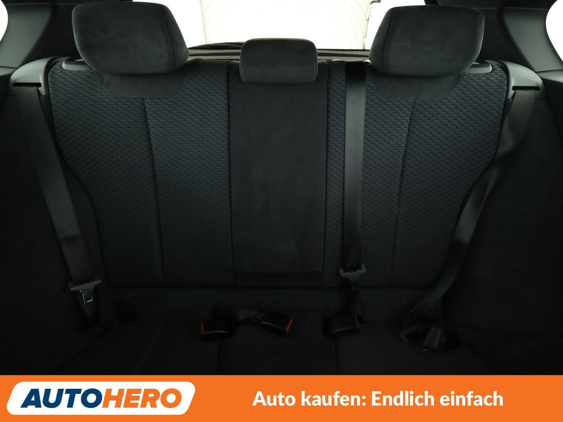 BMW 140 M140i Aut.*NAVI*LED*H&K*TMPO*PDC*SHZ* — photo 15