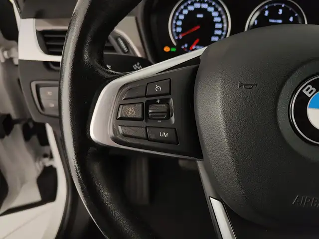 BMW X1 view 13