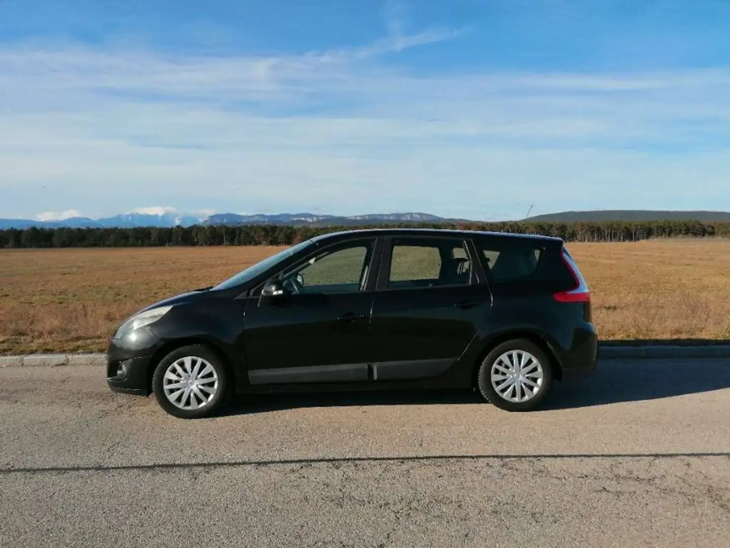 Renault Grand Scenic Grand Scénic III TomTom Edition 1,5 dCi DPF Schwarz - 1
