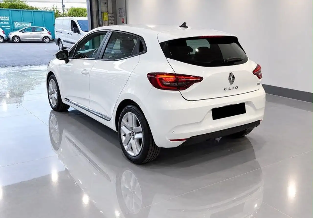 Renault Clio Citadine 5 portes — photo 5