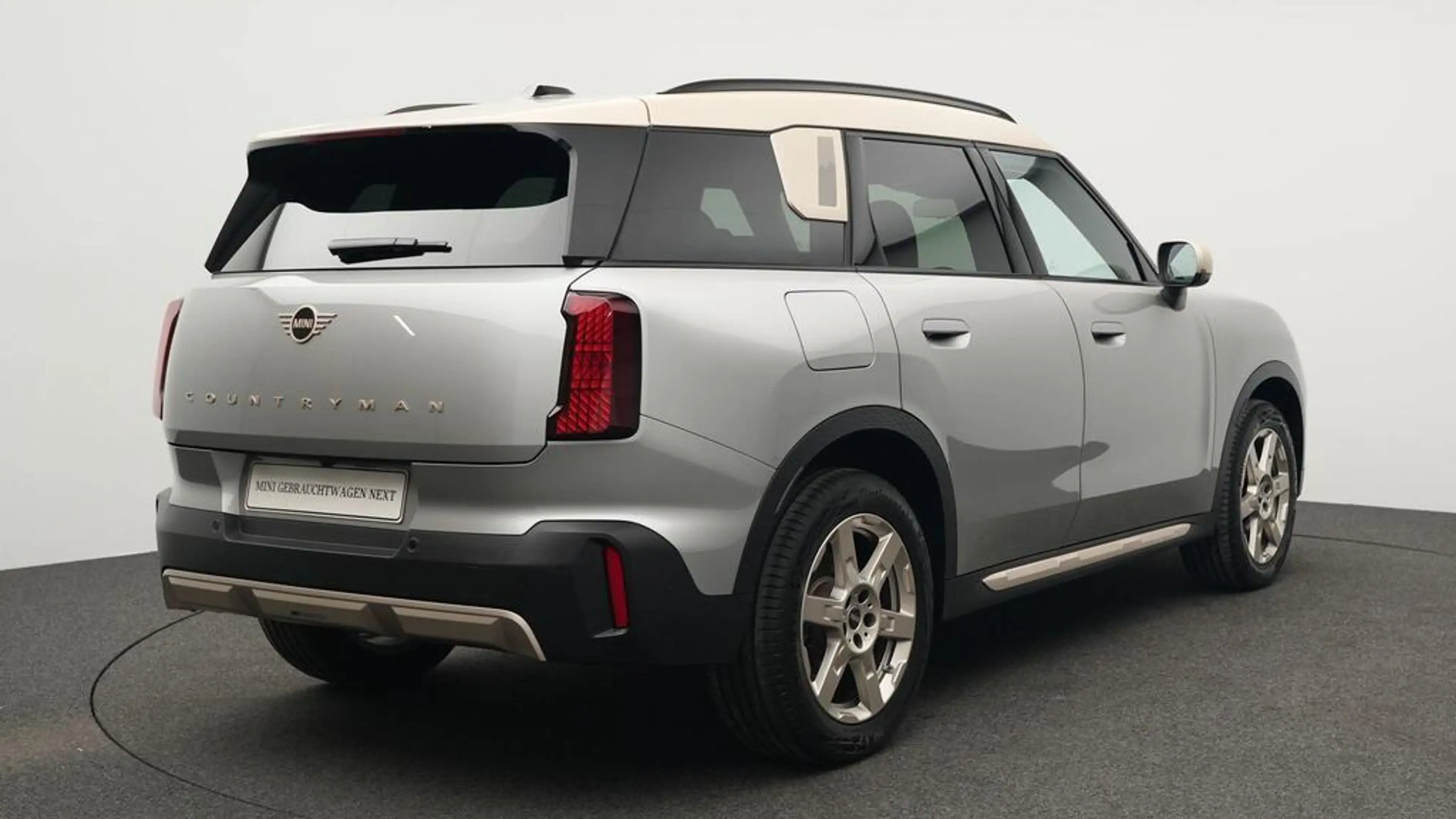 MINI Countryman C Favoured Trim — photo 4