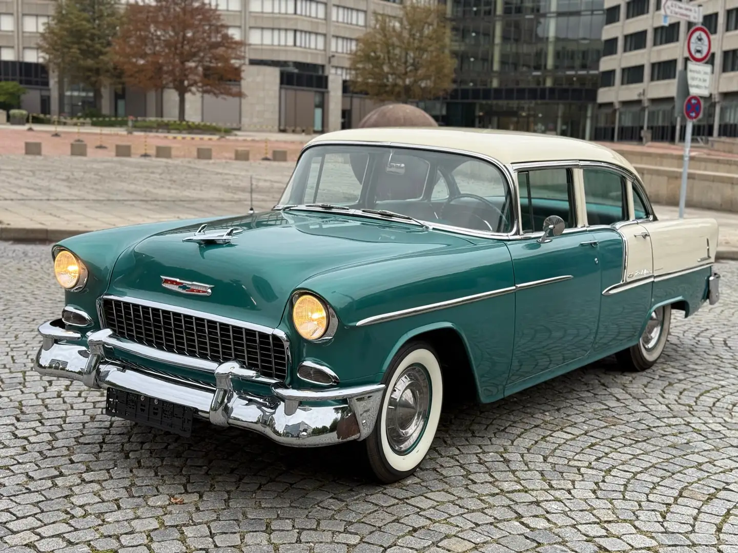 Chevrolet Bel Air 1955 V8 Automatik 4-Door TÜV Neu H-Zulassung Grün - 1