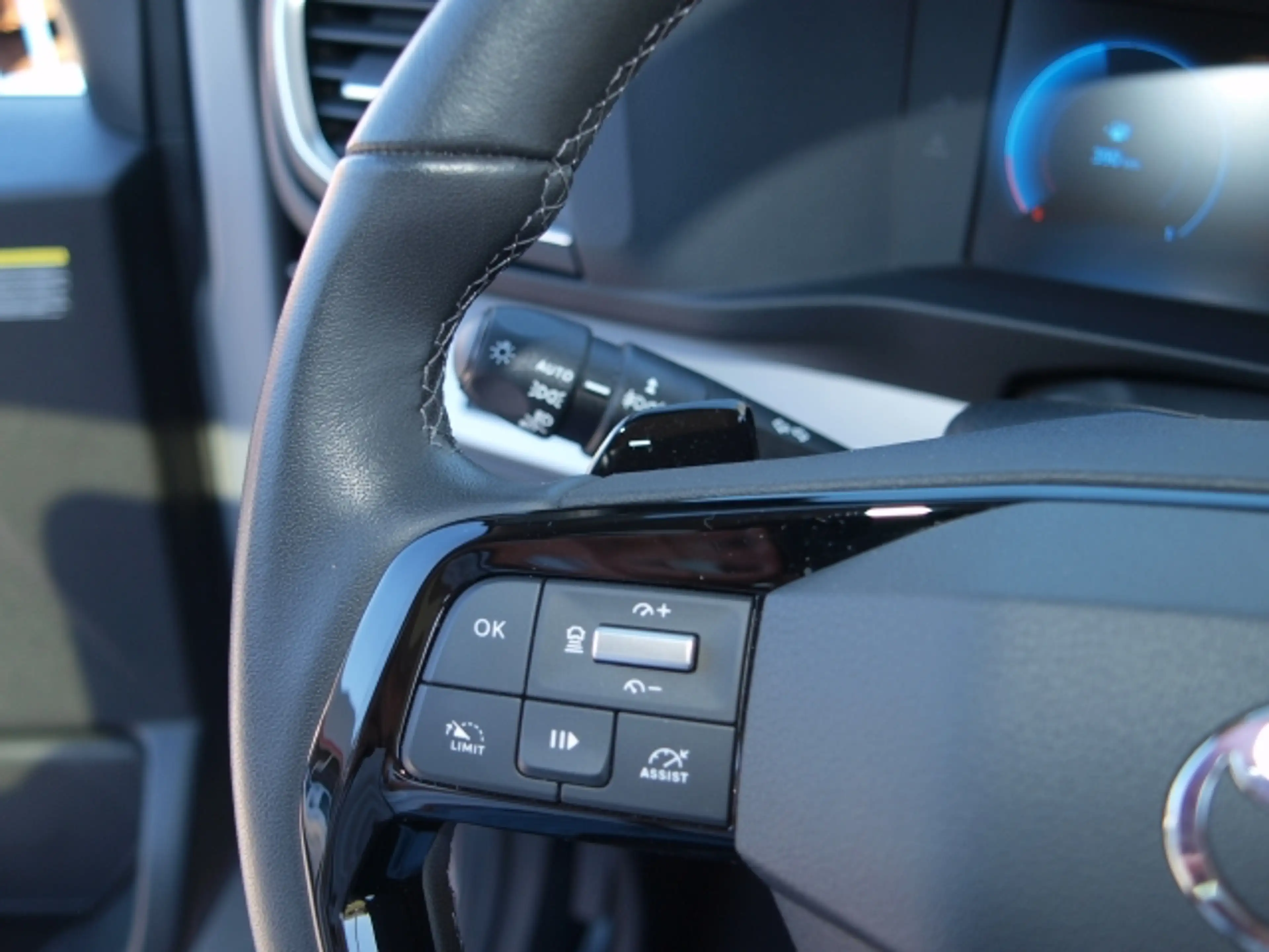 Toyota Proace Proace Verso 2,0 VIP — photo 13