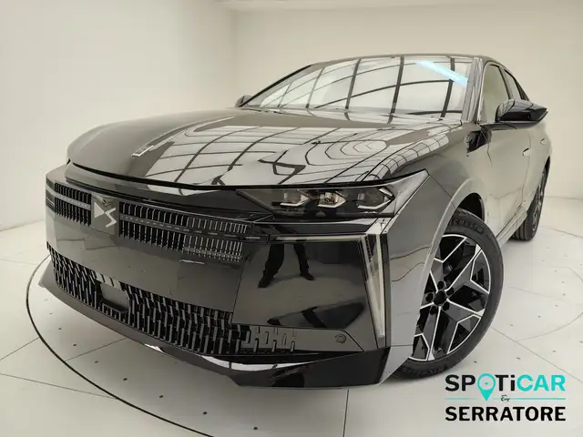 DS Automobiles DS 4 N°4 ÉTOILE ALCANTARA