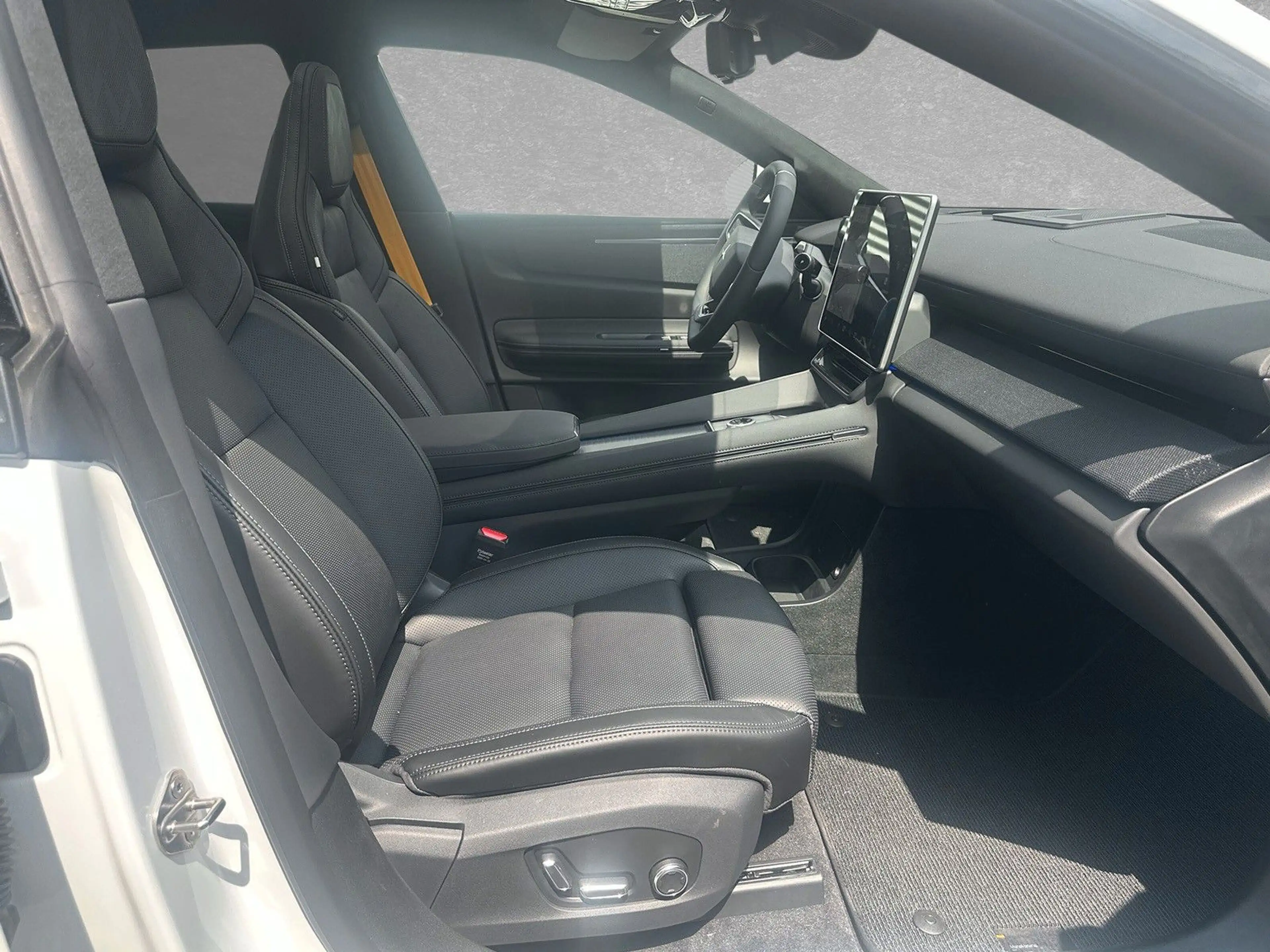 Polestar 4 Polestar 4 LRDM MJ 26 Prime Performance — photo 4