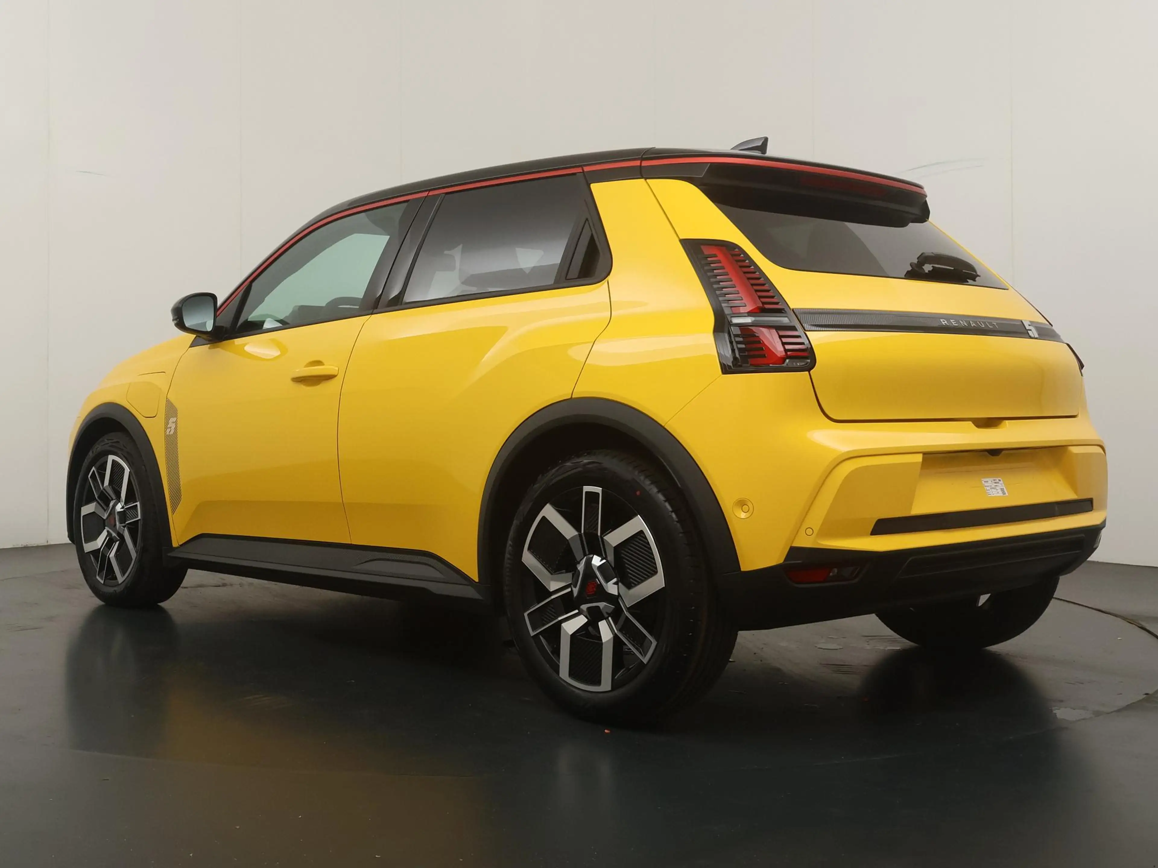 Renault R 5 techno 150 pk comfort range | pack advanced drivin — photo 3