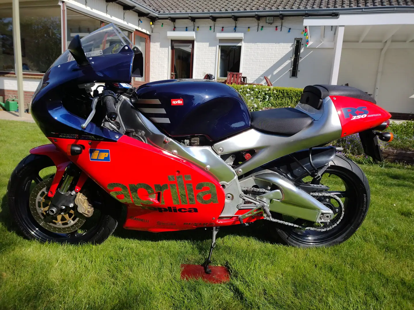 Aprilia RS 250 Красный - 2