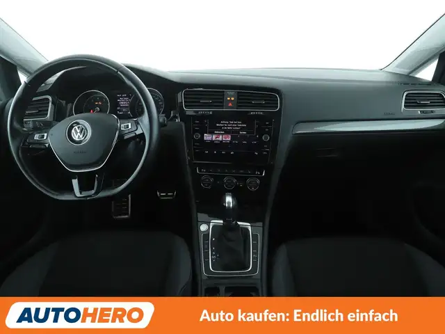 Volkswagen Golf view 12