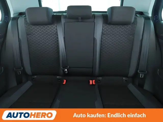 Volkswagen Golf view 15