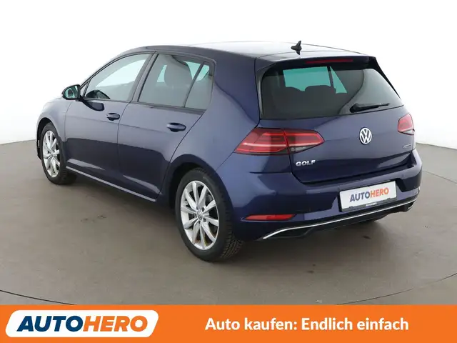 Volkswagen Golf view 4