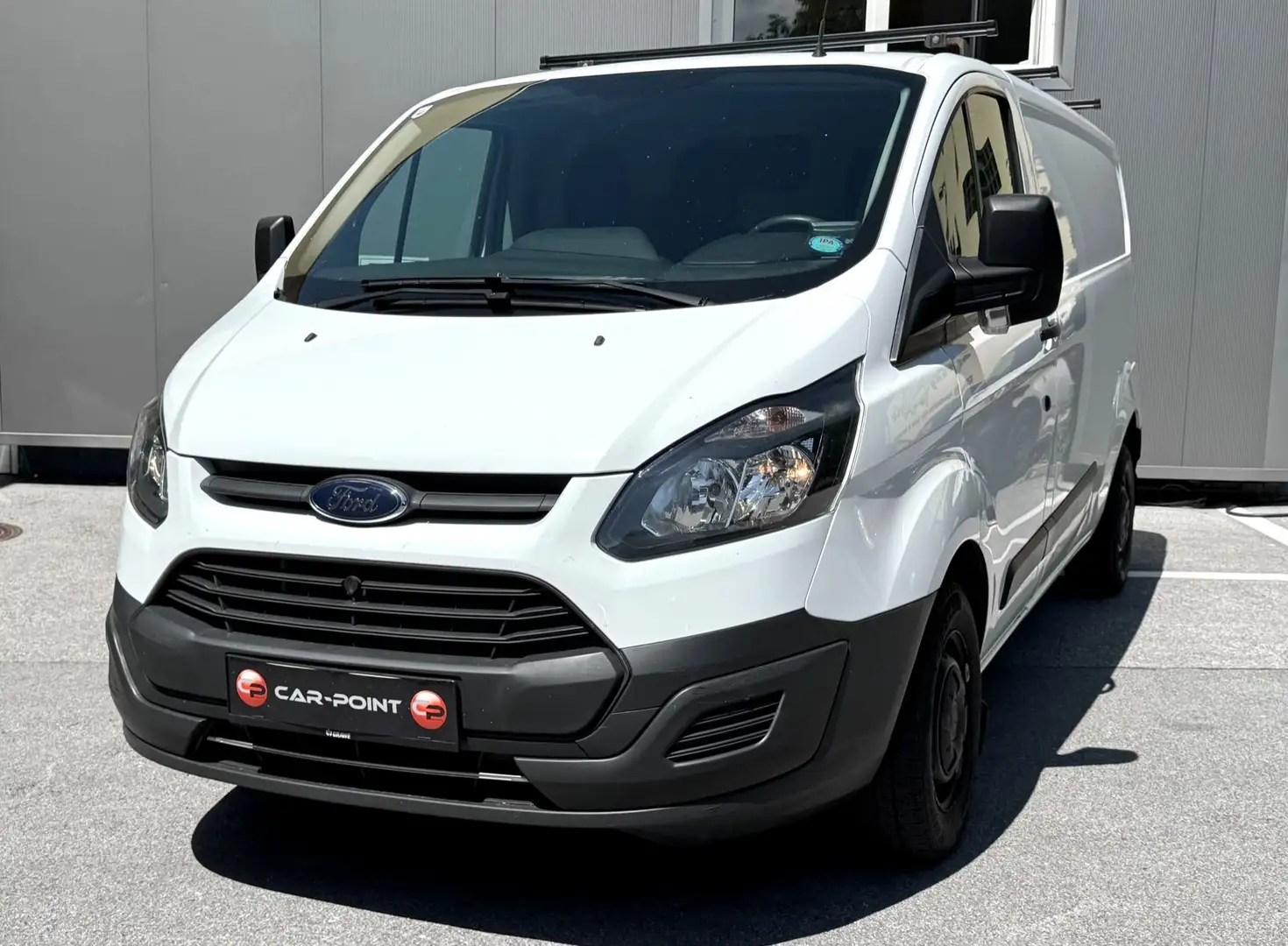 Ford Transit Custom 2,0 TDCI L1H1 Transporter Weiß - 1