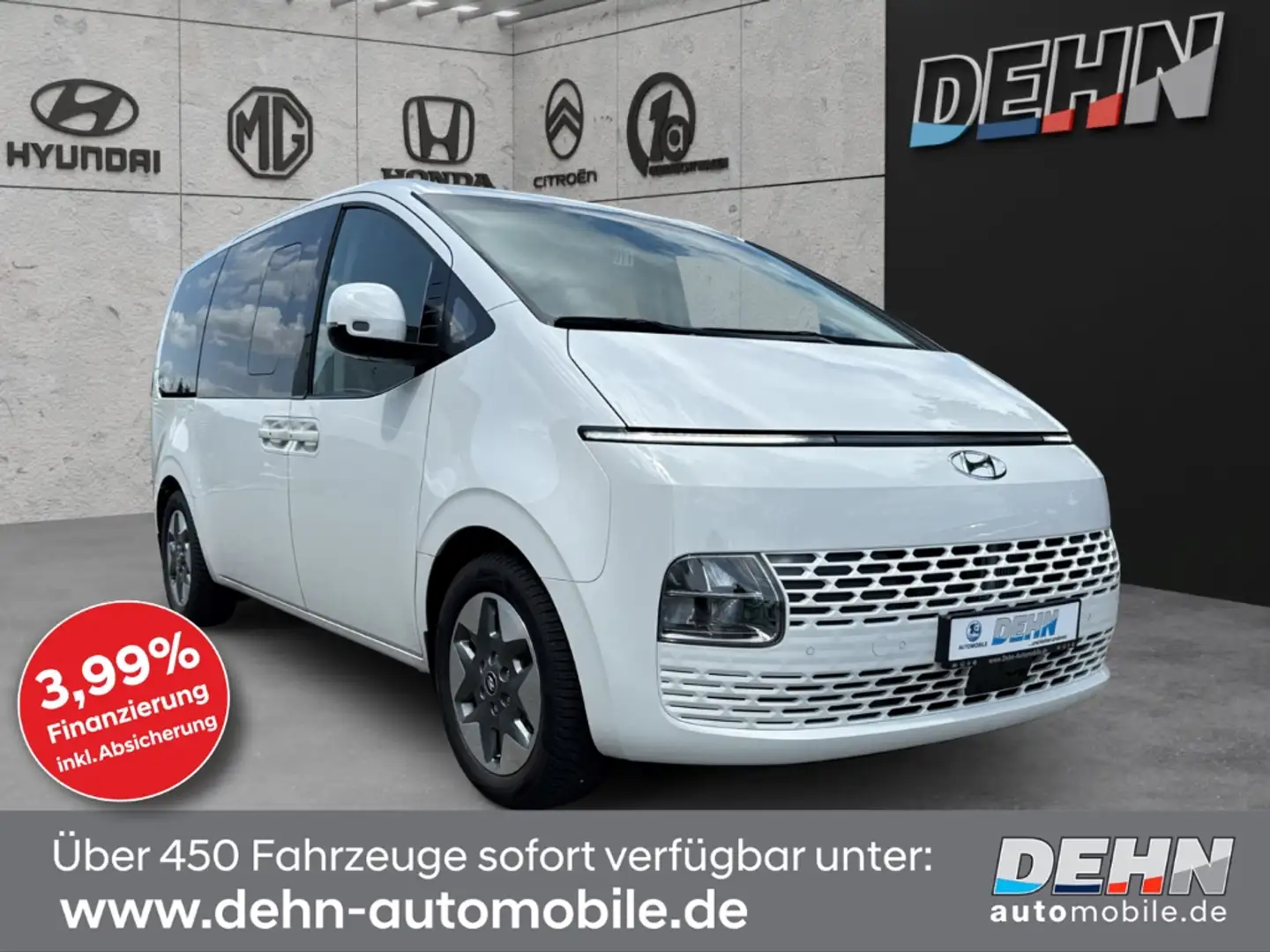 Hyundai STARIA Prime 2WD 9-Sitzer 2.2 CRDi A/T Navi Leder Digital Weiß - 1