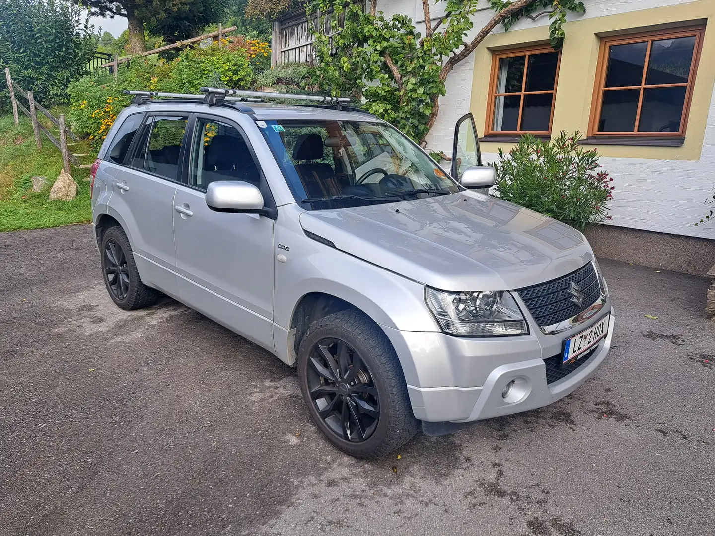 Suzuki Vitara Grand Vitara Silber - 1