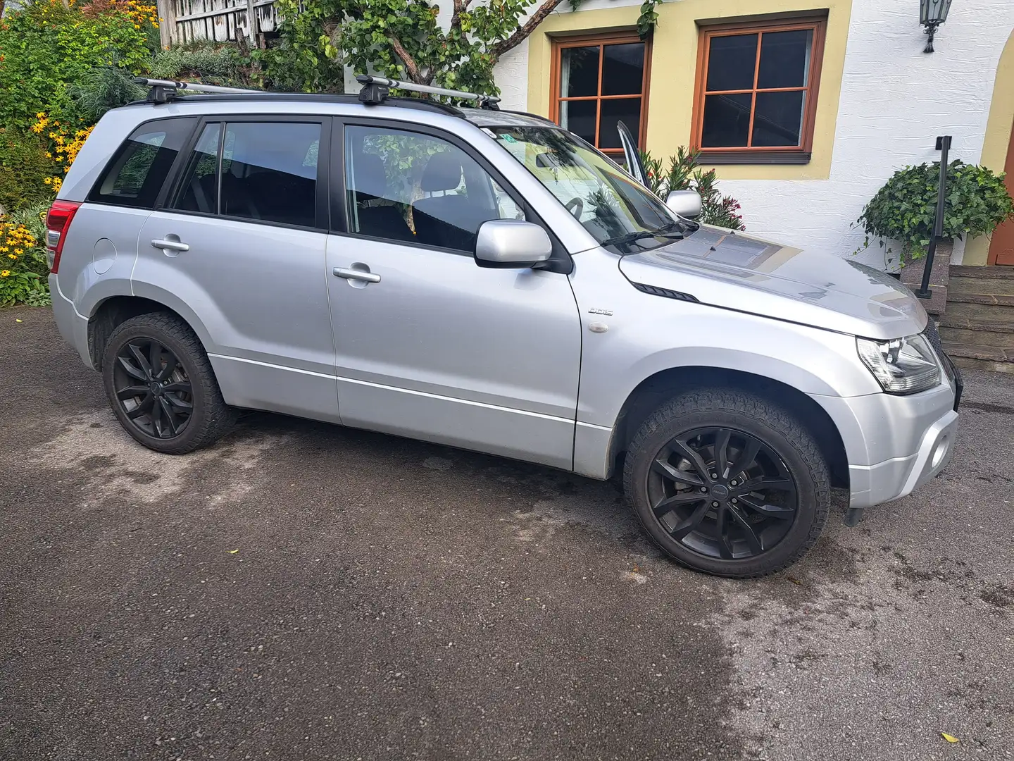 Suzuki Vitara Grand Vitara Silber - 2