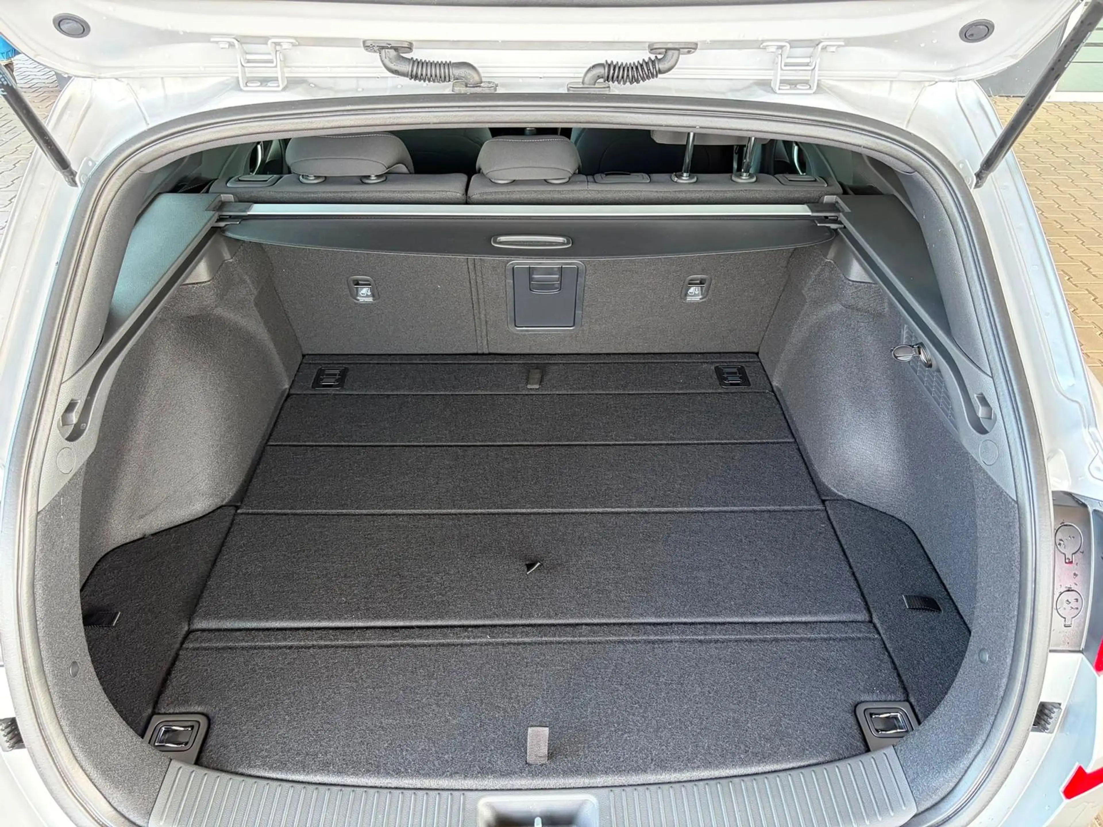Hyundai i30 Kombi Comfort Plus 1.0 T-GDI DCT Navi/ Totwinkel A — photo 8