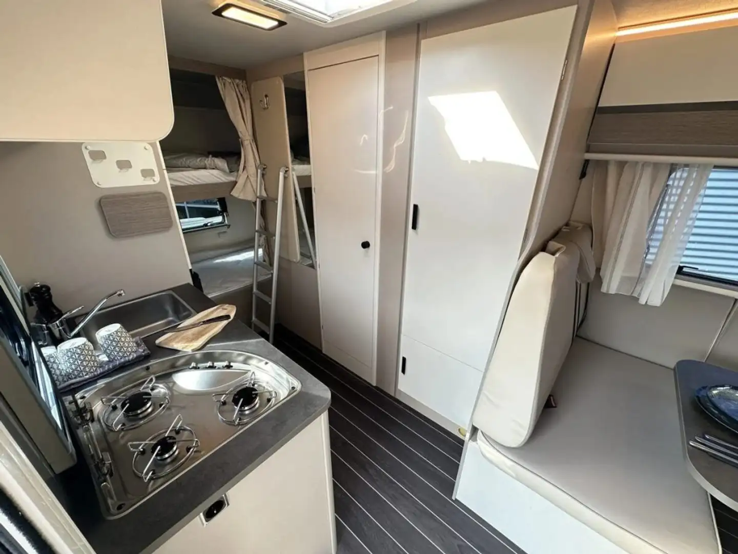 XGO Dynamic 39 HÃNDLERPREIS:Lounge MODELL 2024 MARKIS Blanc - 2