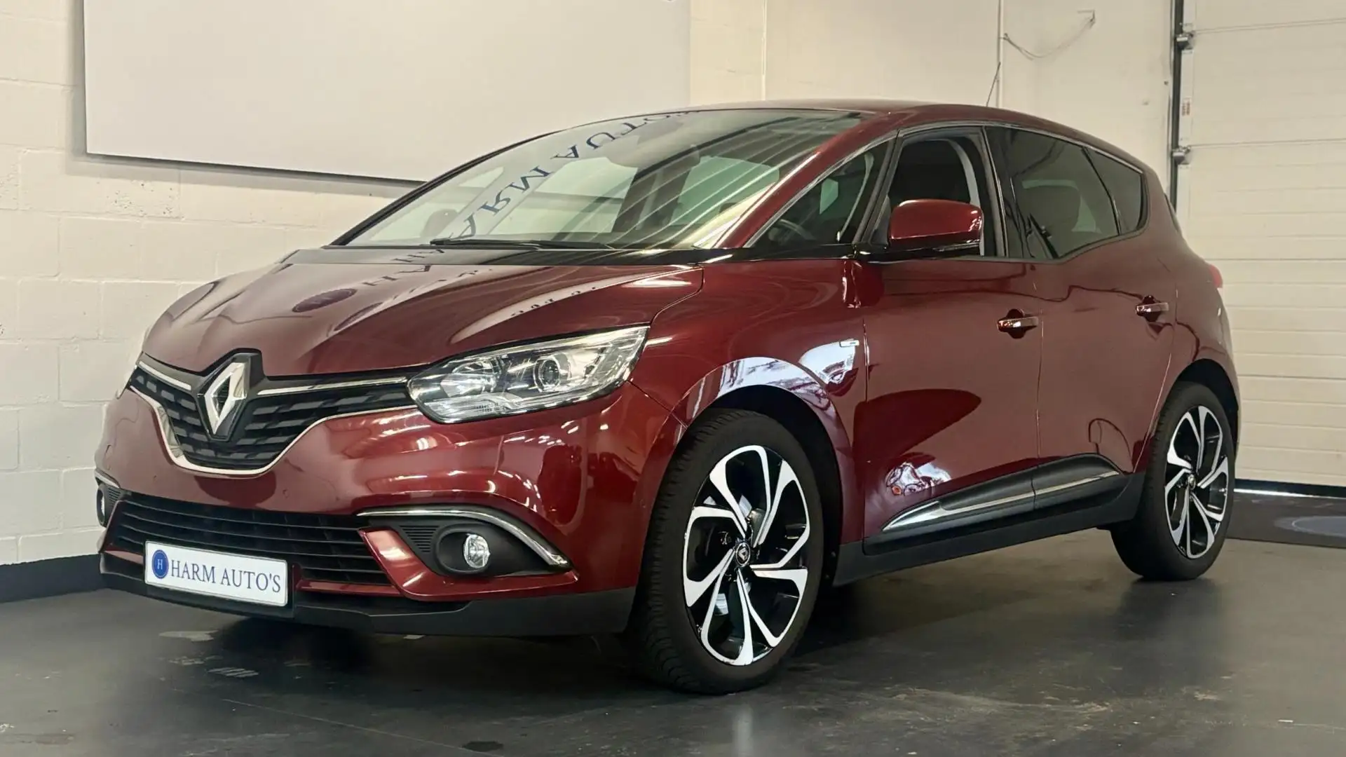 Renault Scenic 1.2 TCe Bose 131pk Navi/CAM/PDC/Cruise/Massage/LED Rood - 2