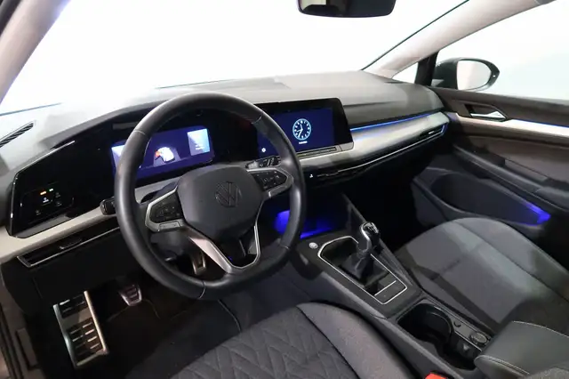Volkswagen Golf view 2