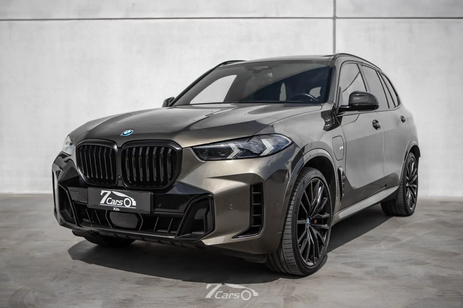 BMW X5 xDrive50e Carbon Pack M Stoelen BMW Garantie 2026 Verde - 1