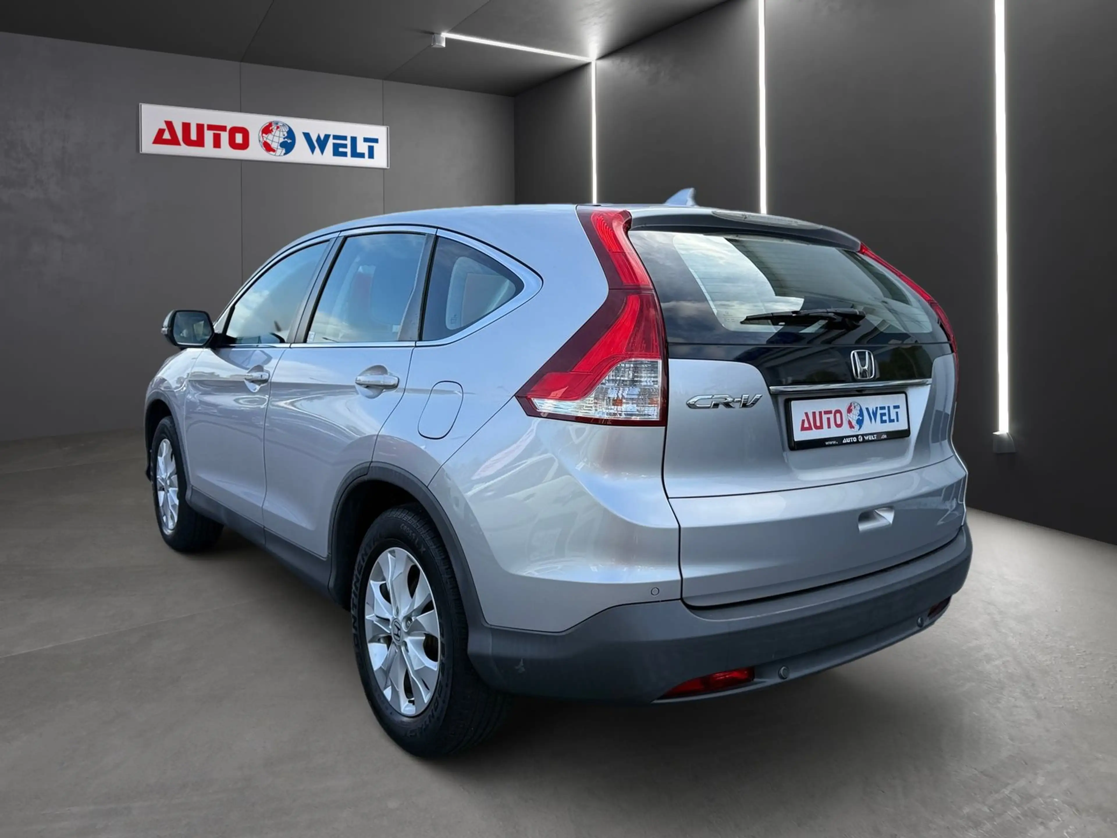 Honda CR-V 2.0 Comfort 2WD Kamera Bluetooth Tempomat — photo 5